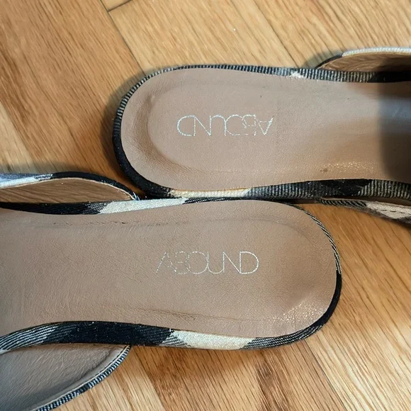 ABOUND Mules Black and White Slip On Size 8.5 - Picture 5 of 6